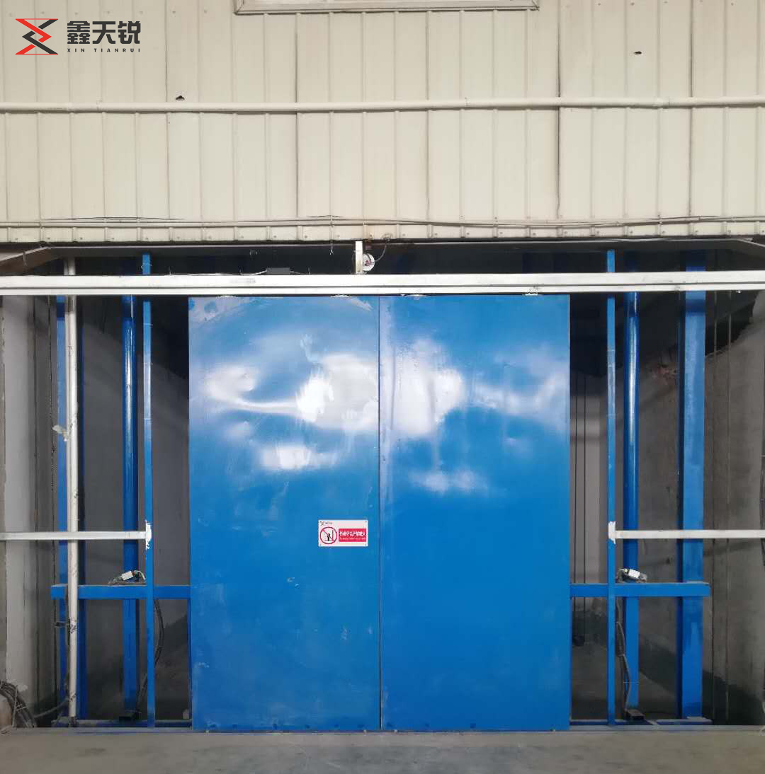 镇江四缸四轨升降货梯